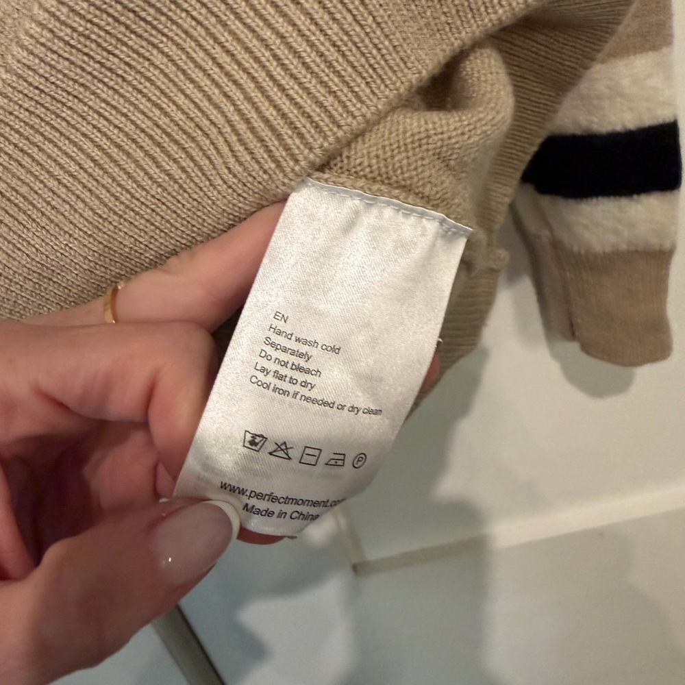 Perfect Moment Women's Schild Intarsia Merino Wool Turtleneck Sweater Beige‎ Ski - Picture 8 of 16